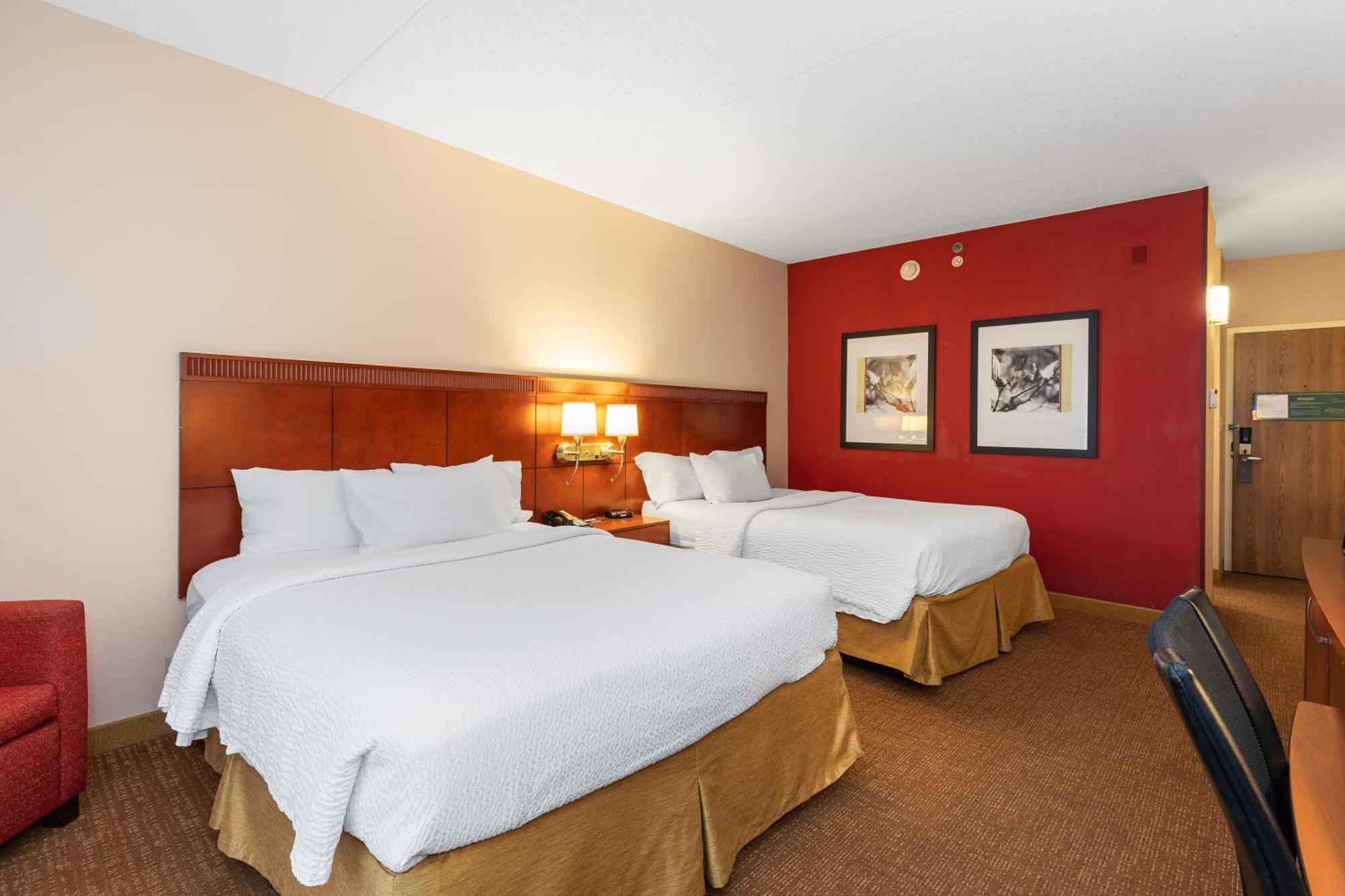 Courtyard Toledo Airport Holland Hotel Luaran gambar
