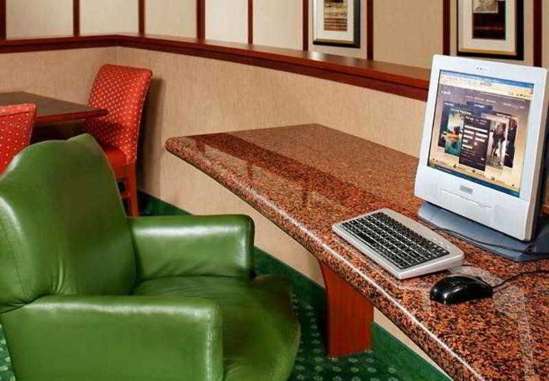 Courtyard Toledo Airport Holland Hotel Kemudahan gambar